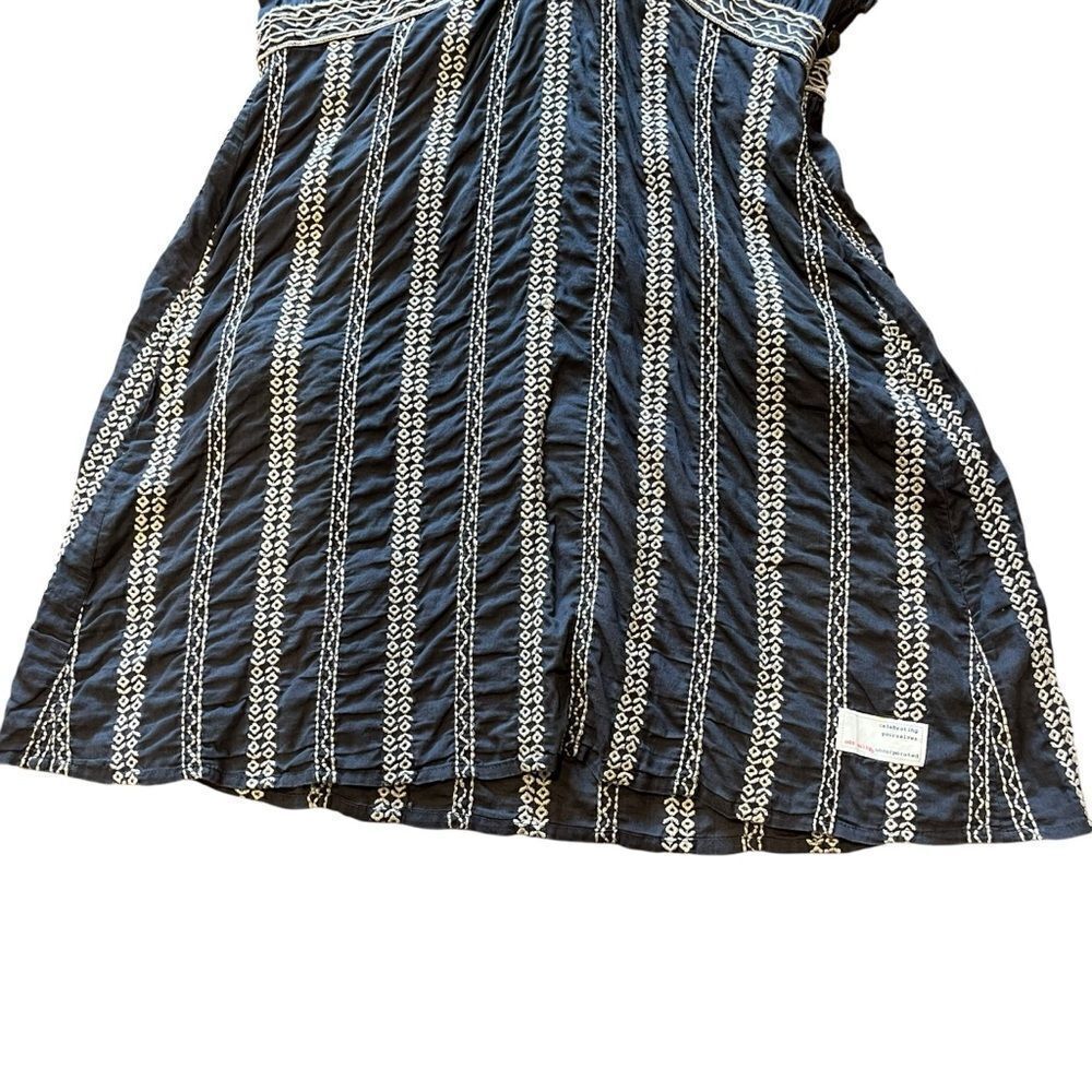 Anthropologie Odd Molly Gray Dress with White Detailing - Picture 5 of 8